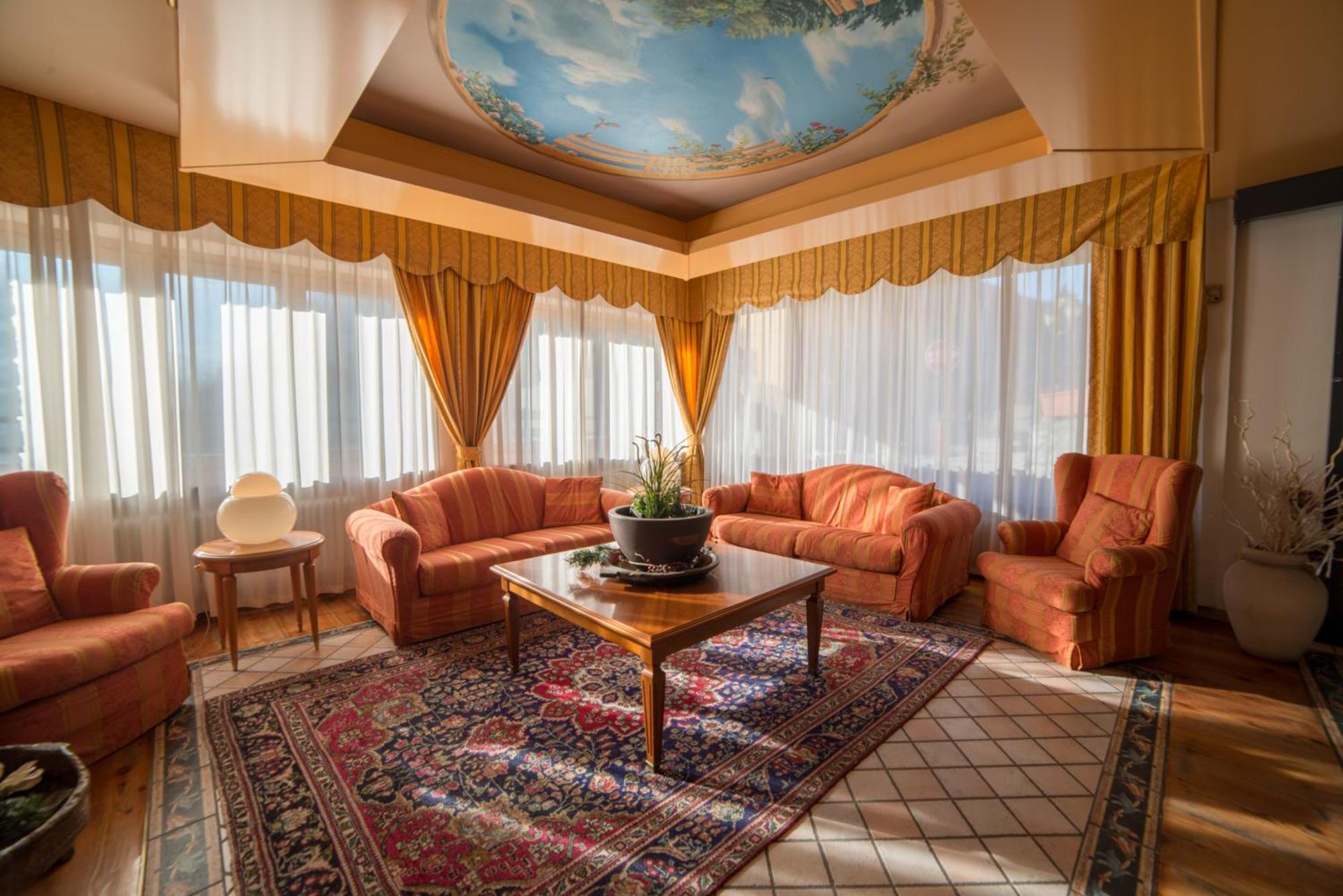 Hg Hotel Italia Brusson Εξωτερικό φωτογραφία