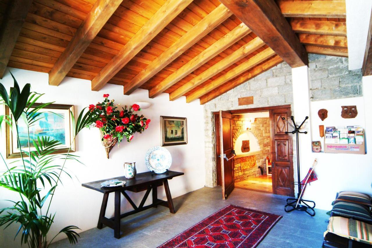 Hg Hotel Italia Brusson Εξωτερικό φωτογραφία
