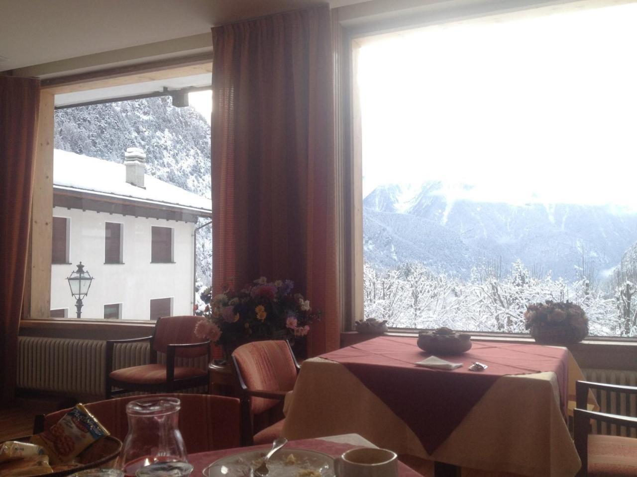 Hg Hotel Italia Brusson Εξωτερικό φωτογραφία